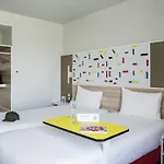 Hotel Ibis Styles Versailles 3*