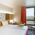 Ibis Styles Versailles Guyancourt