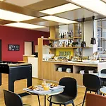 Ibis Styles Versailles Hotel Guyancourt