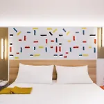 Ibis Styles Versailles 3*