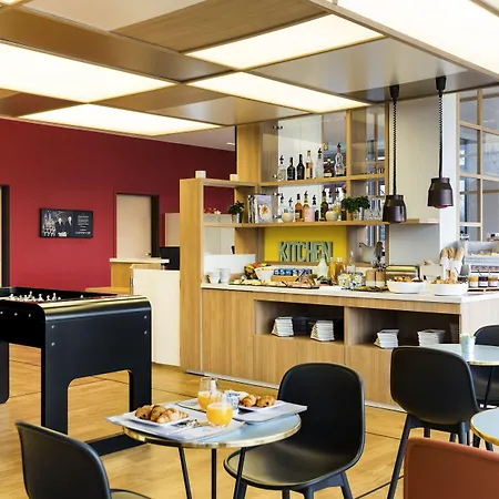 Ibis Styles Versailles Hotel Guyancourt