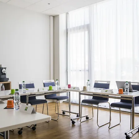 Ibis Styles Versailles