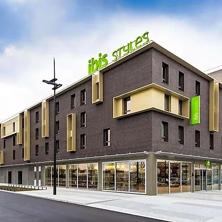 Ibis Styles Versailles 3* Guyancourt