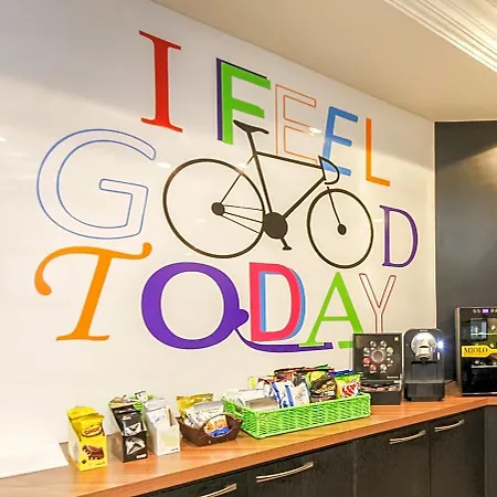 Hotel Ibis Styles Versailles 3*