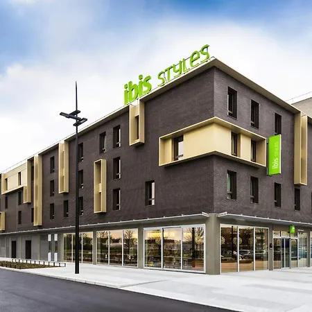 Ibis Styles Versailles
