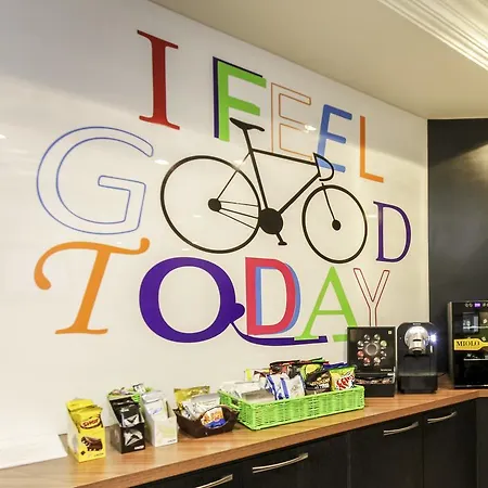 Отель Ibis Styles Versailles 3*