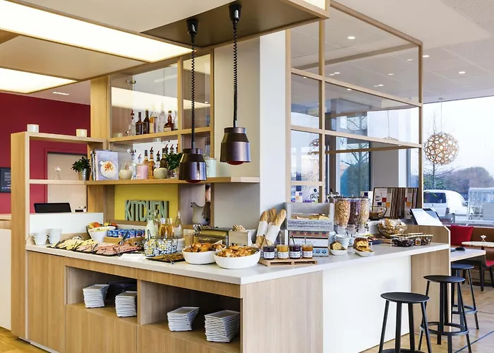 Hotel Ibis Styles Versailles 3*