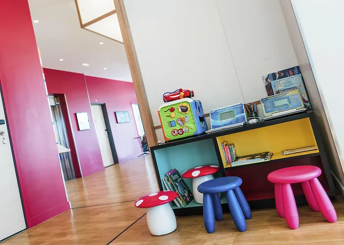 Hotel Ibis Styles Versailles 3*