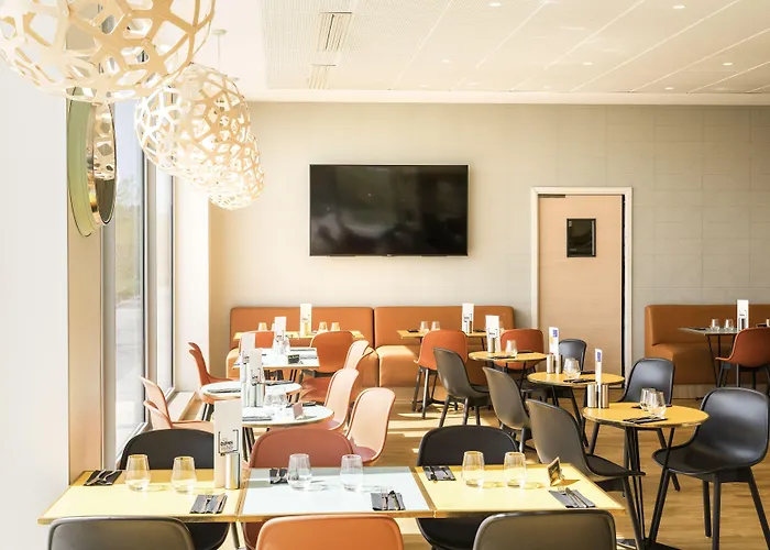 Ibis Styles Versailles 3*