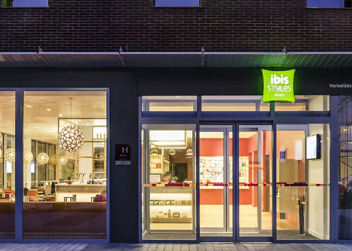 Hotel Ibis Styles Versailles 3*
