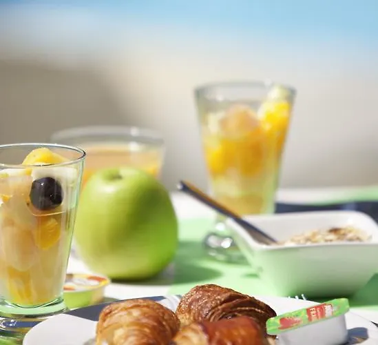 Ibis Styles Versailles Hotel