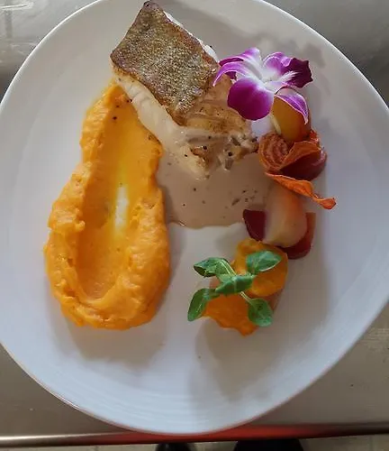 Hotel Ibis Styles Versailles 3*