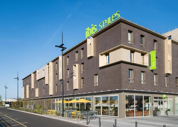 Hotel Ibis Styles Versailles Guyancourt